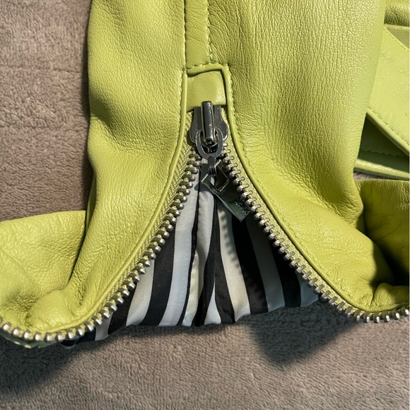 Women’s Black River Chartreuse genuine leather jacket - medium - Picture 7 of 9